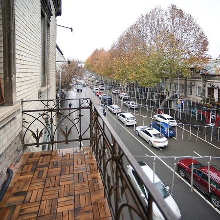 City Lux Hotel Tbilisi Buitenkant foto